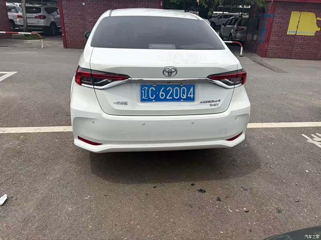 Toyota Corolla, 2022 все фото
