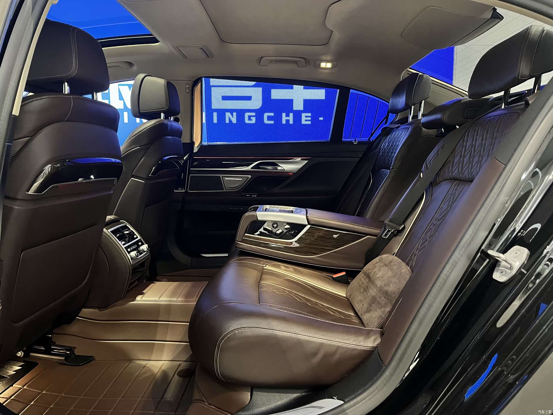 BMW 7 Series, 2021 6