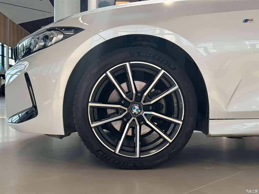 BMW 3 Series, 2024 15