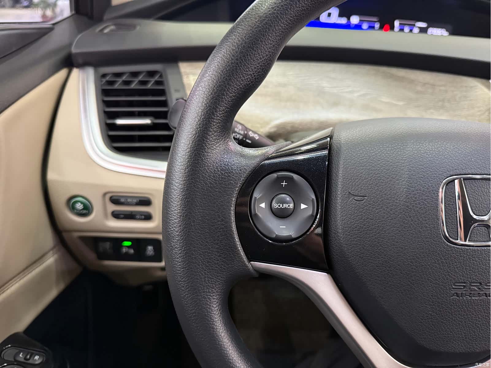 Honda Jade, 2018 12