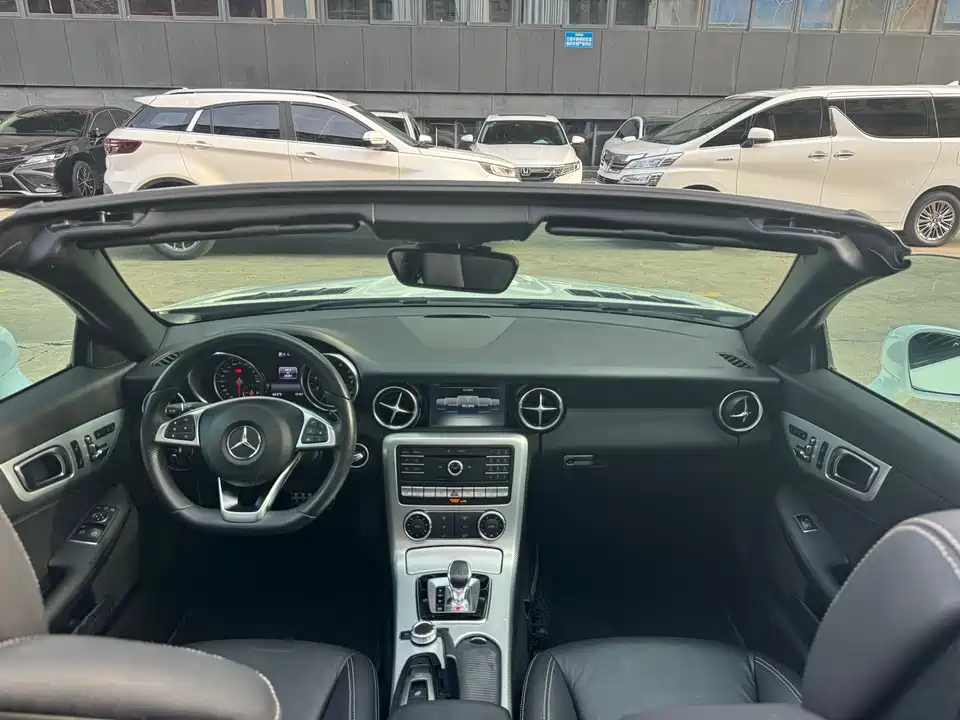 Mercedes-Benz SLC