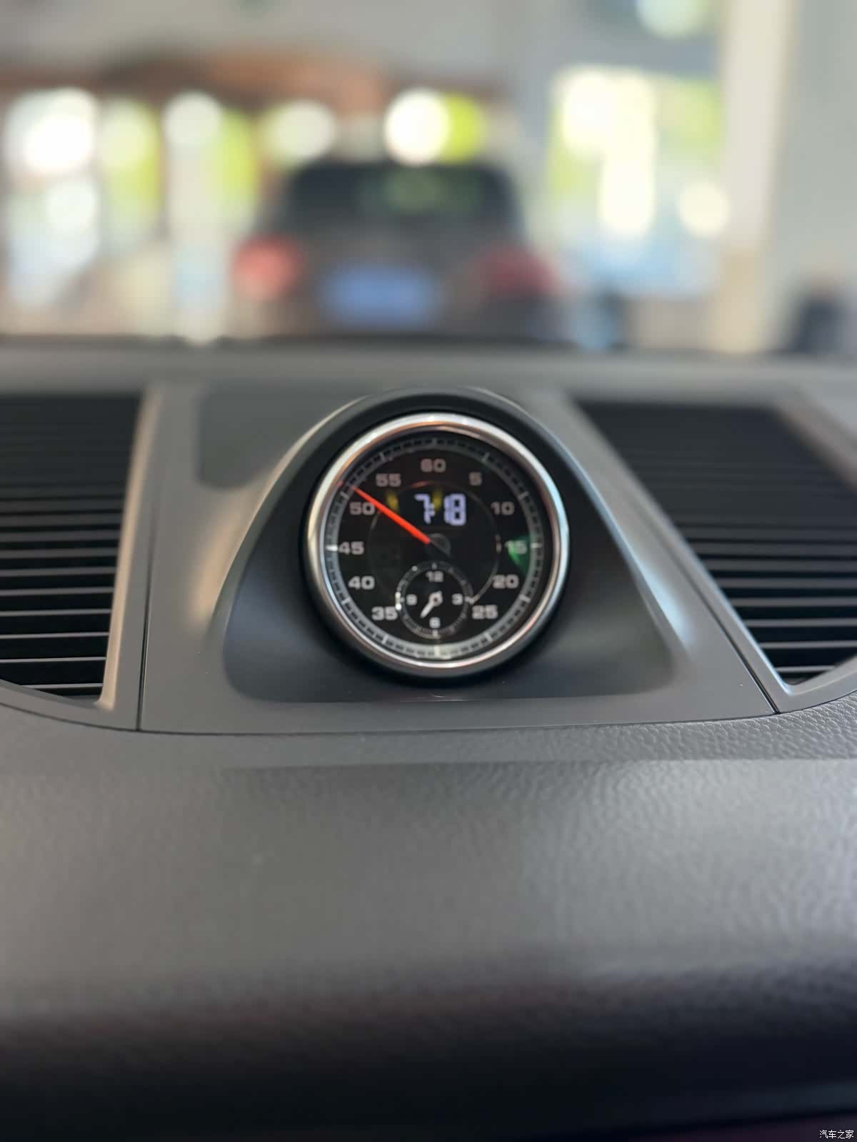 Porsche Macan, 2015 10