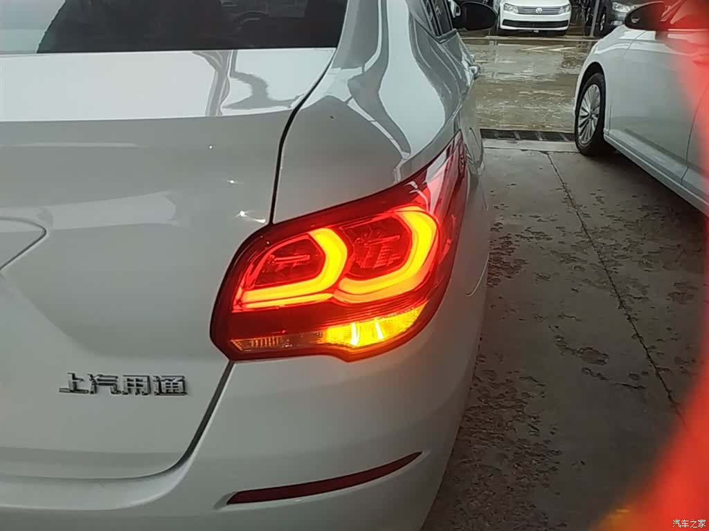 Chevrolet 320, 2019 8