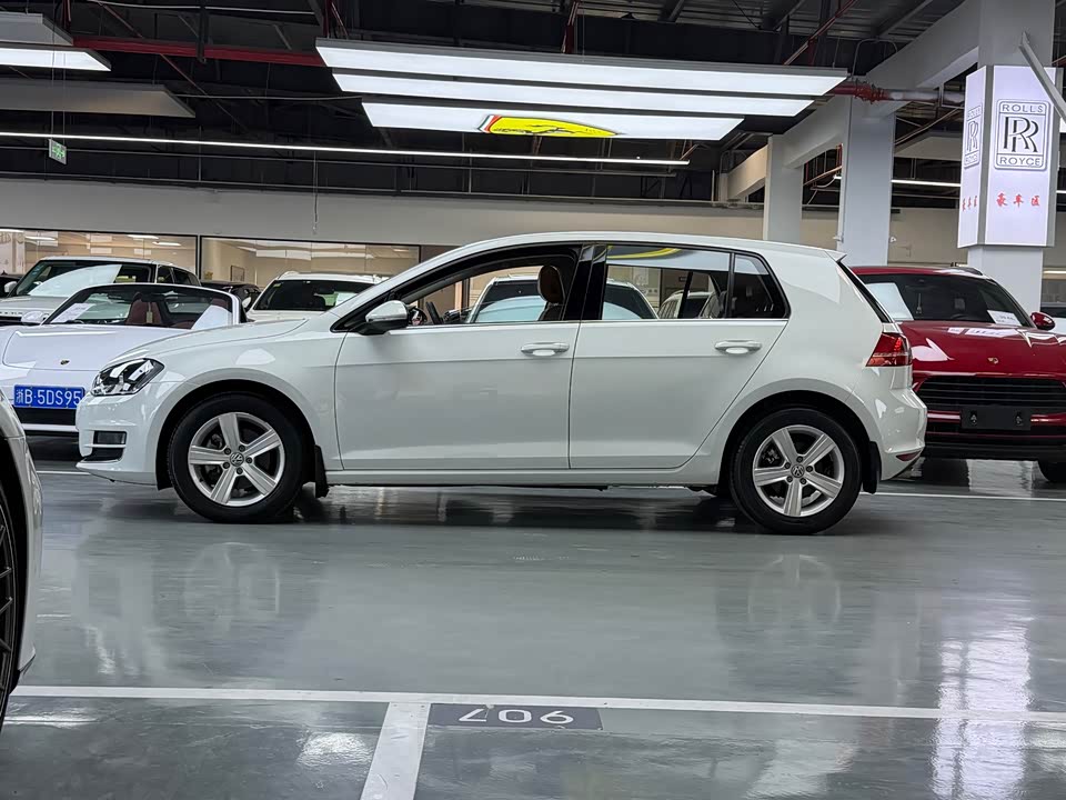 Volkswagen golf