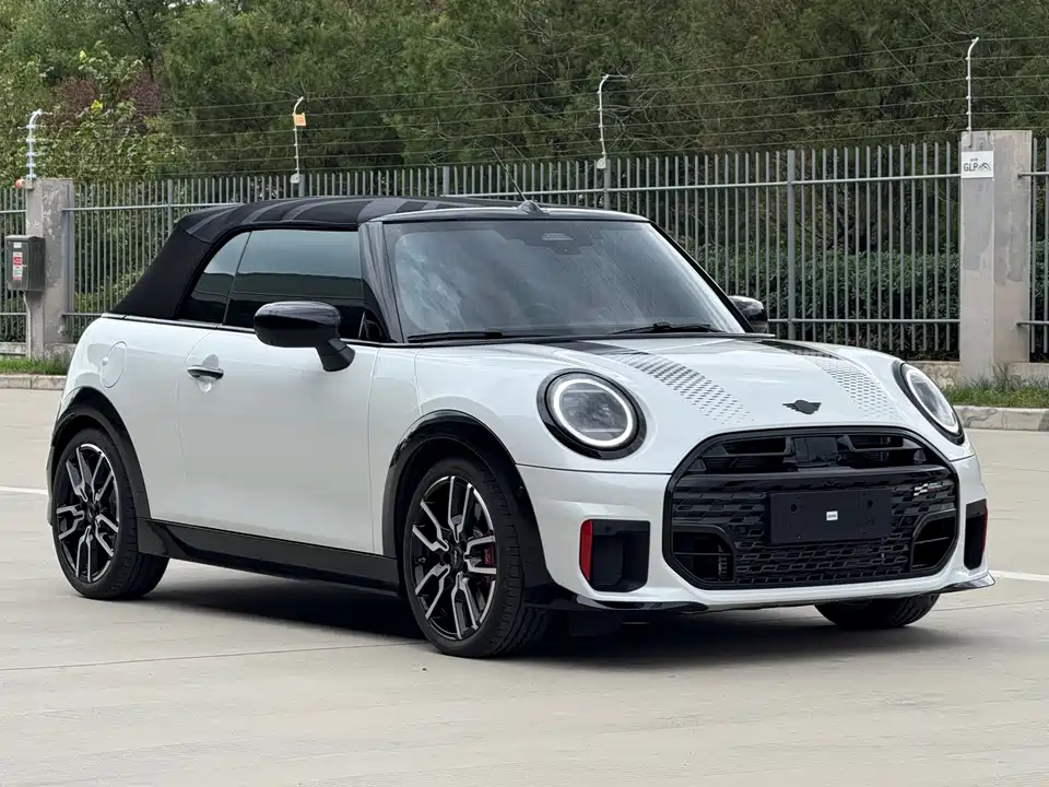 MINI JCW