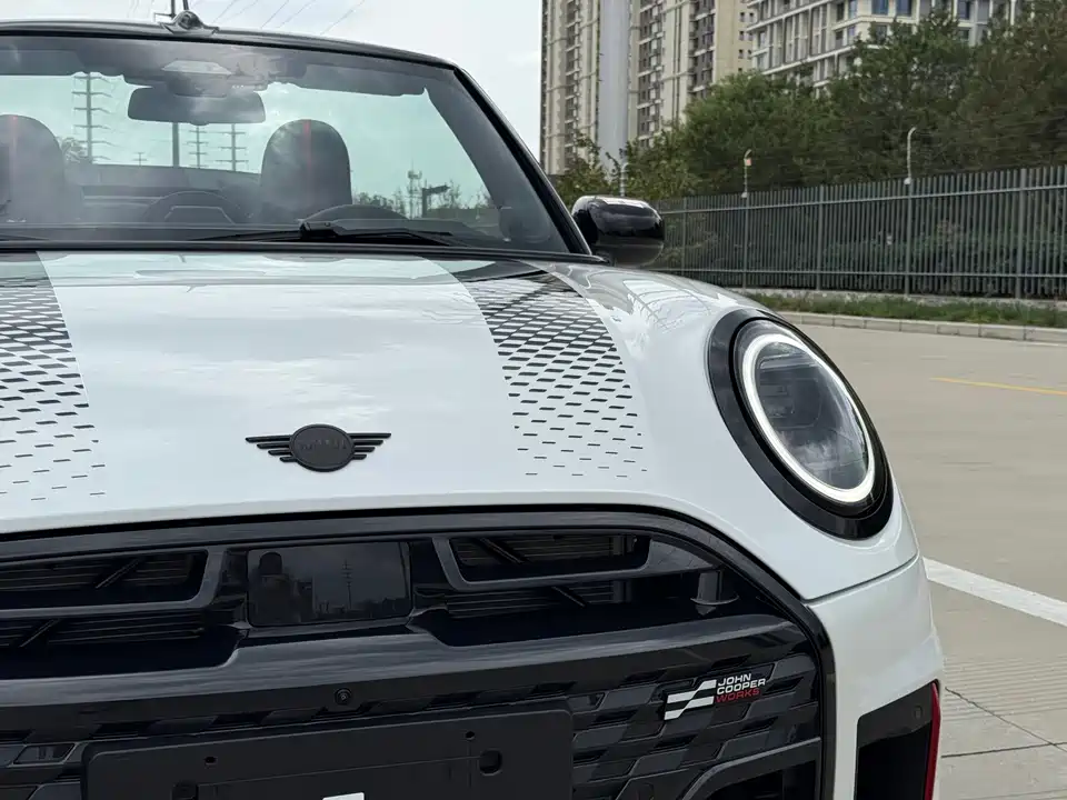 MINI JCW
