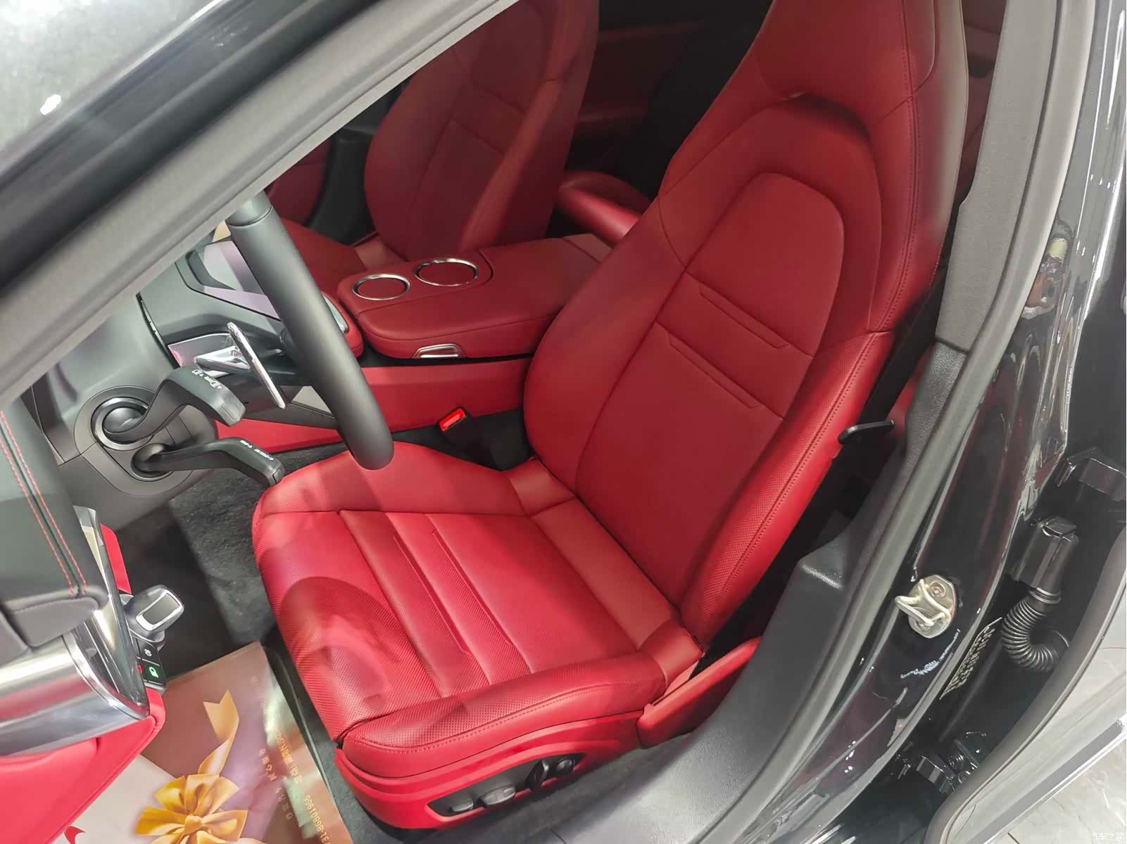 Porsche Panamera, 2023 12