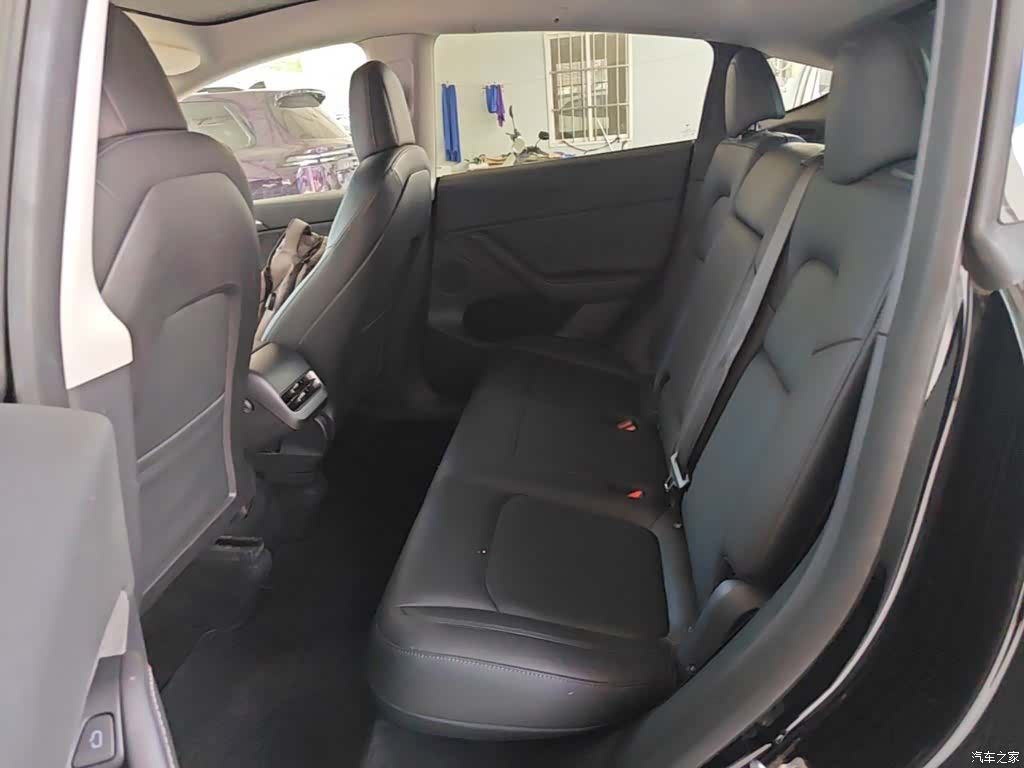 Tesla Model Y, 2021 17