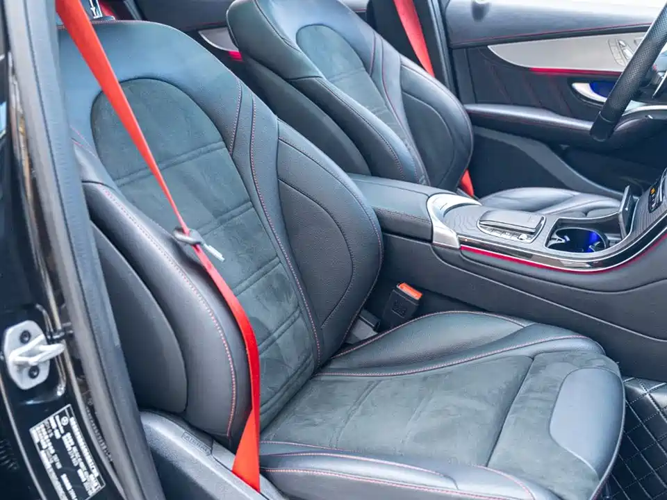 Mercedes-Benz GLC AMG