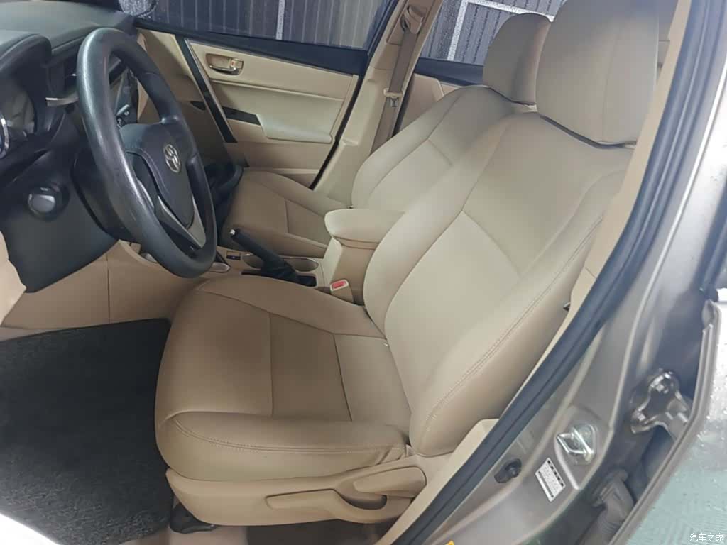 Toyota Corolla, 2015 15