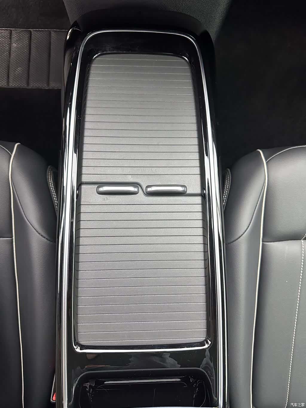 Volkswagen ID.4, 2024 13