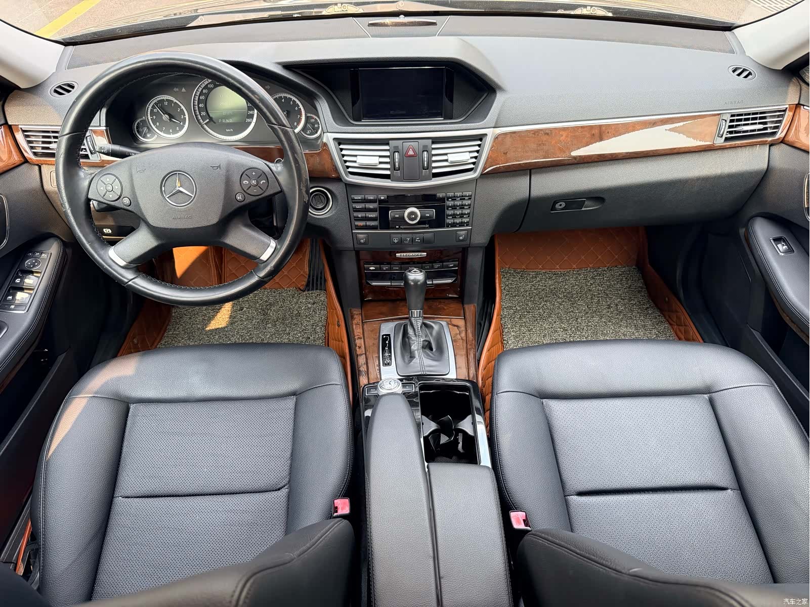 Mercedes-Benz E-Class, 2012 все фото