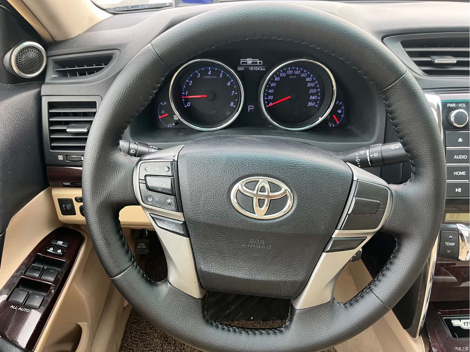 Toyota 2.5V, 2013 12
