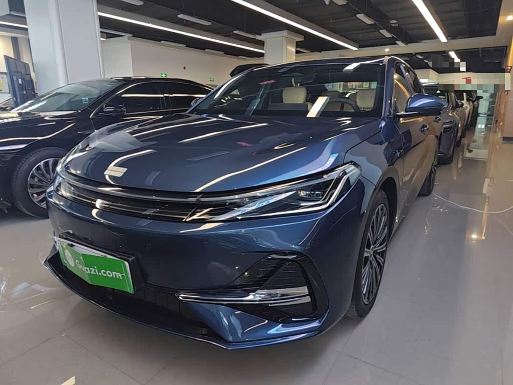 Geely Galaxy A7 EM