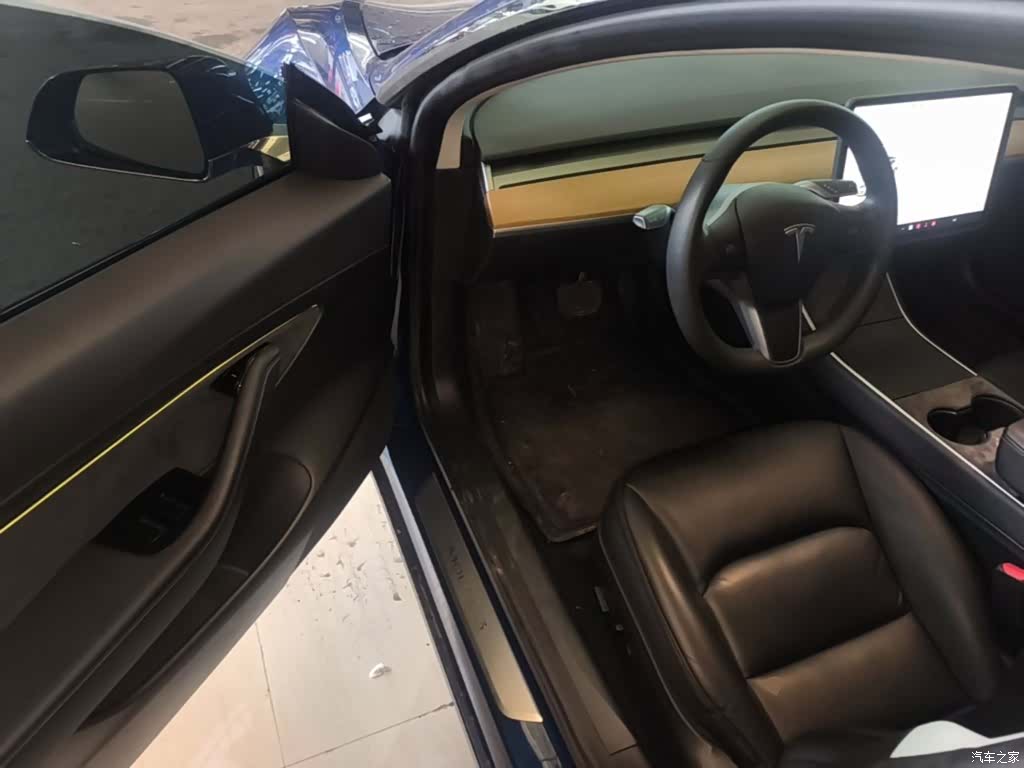 Tesla Model 3, 2020 16