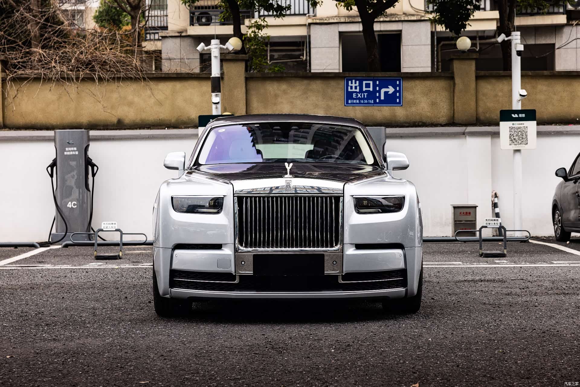 Rolls-Royce Phantom, 2018 2