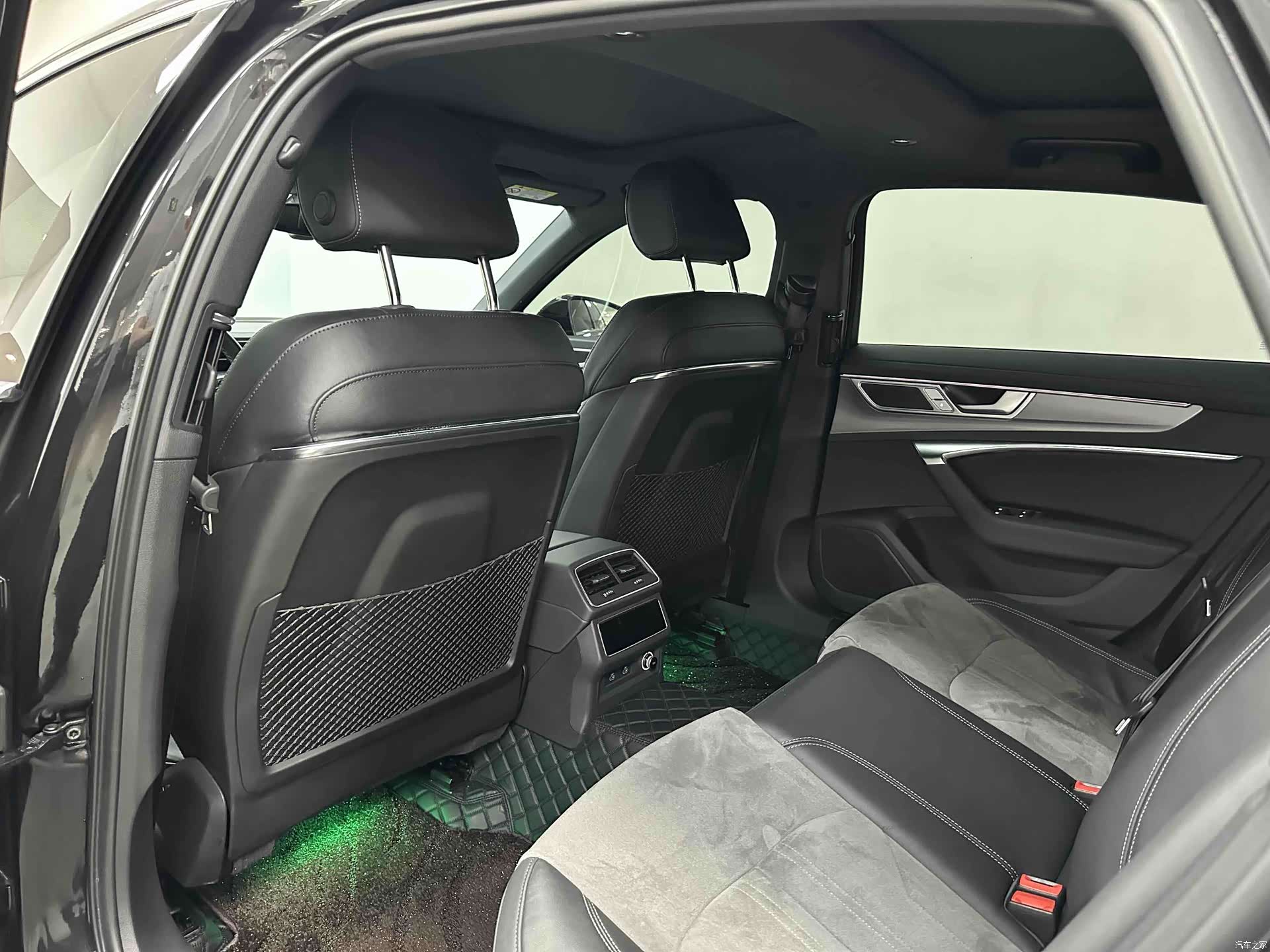 Audi A6L, 2025 14