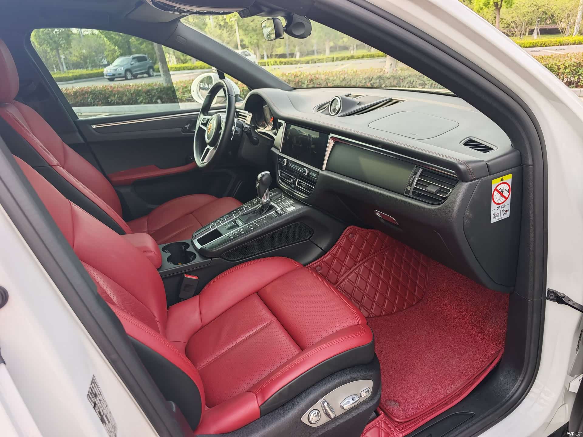 Porsche Macan, 2020 11