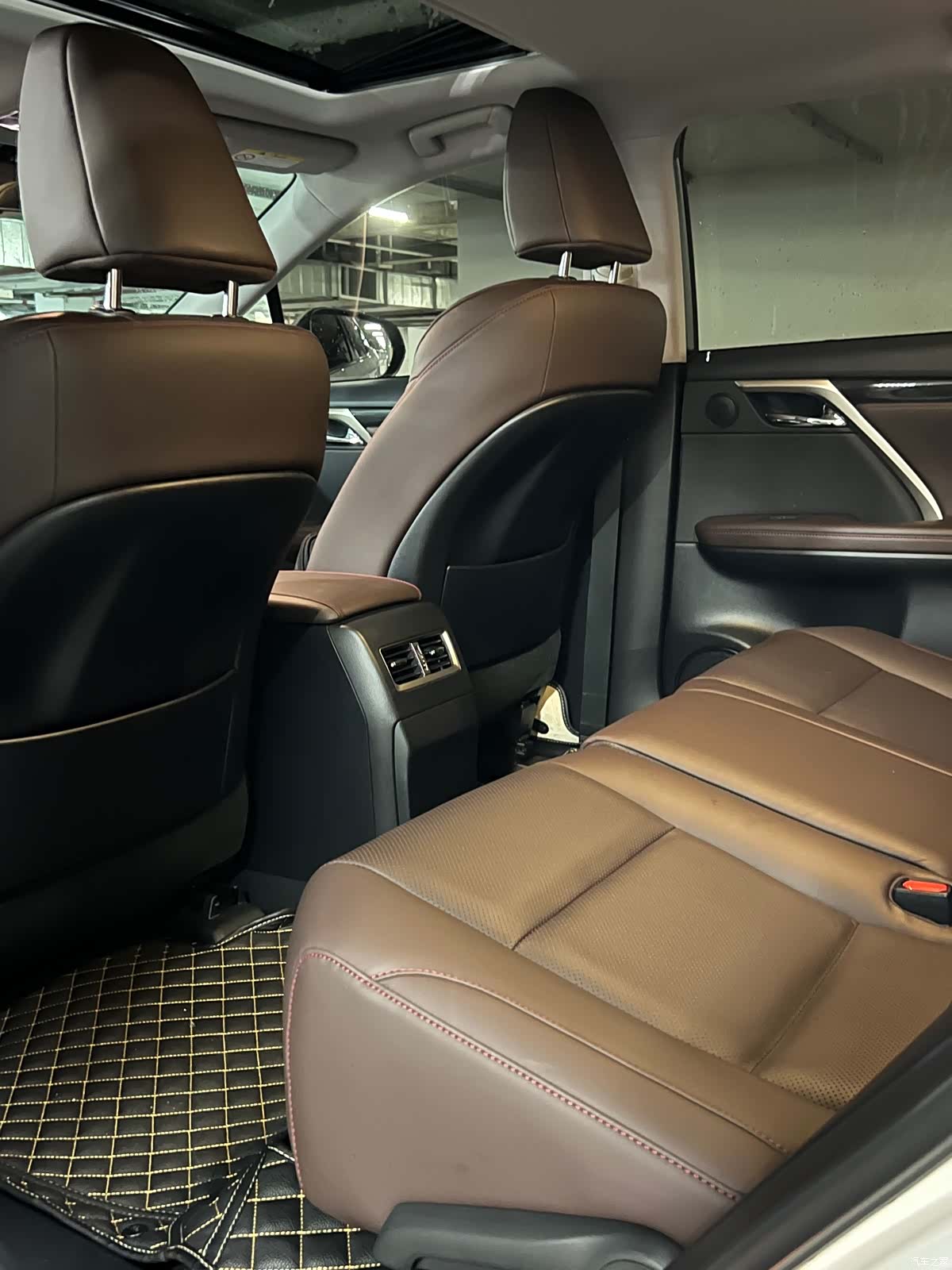 Lexus RX, 2022 9