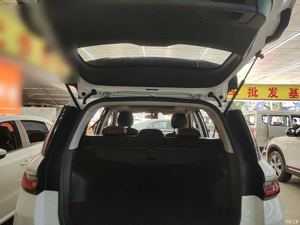 Geely X6, 2019 19