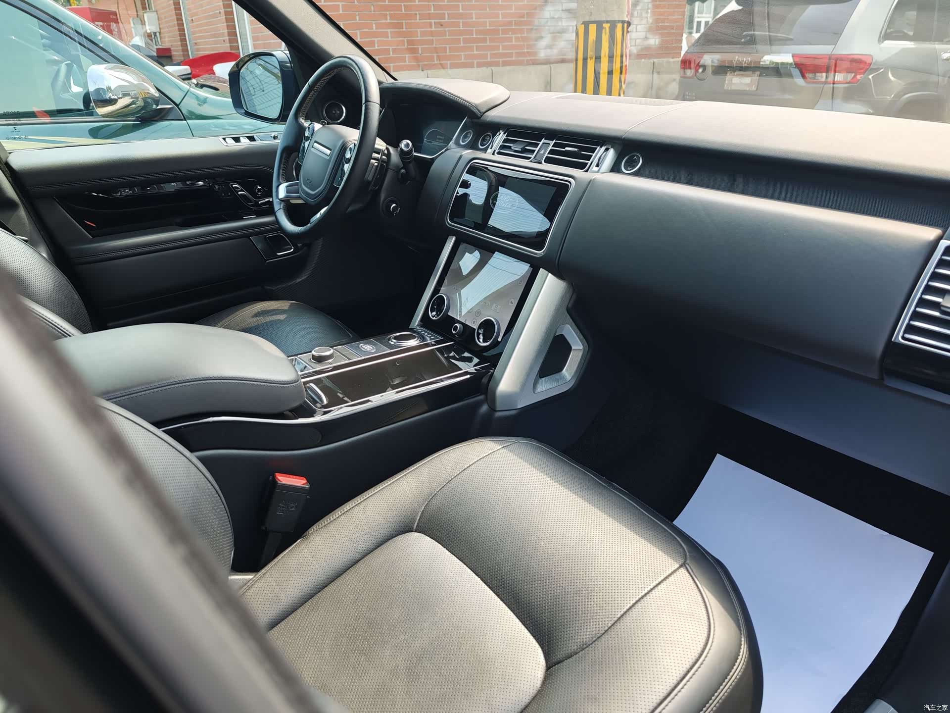 Land Rover Range Rover, 2019 15