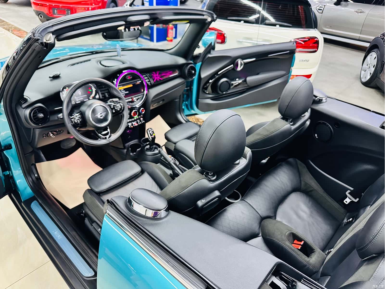 Mini Cooper, 2020 32