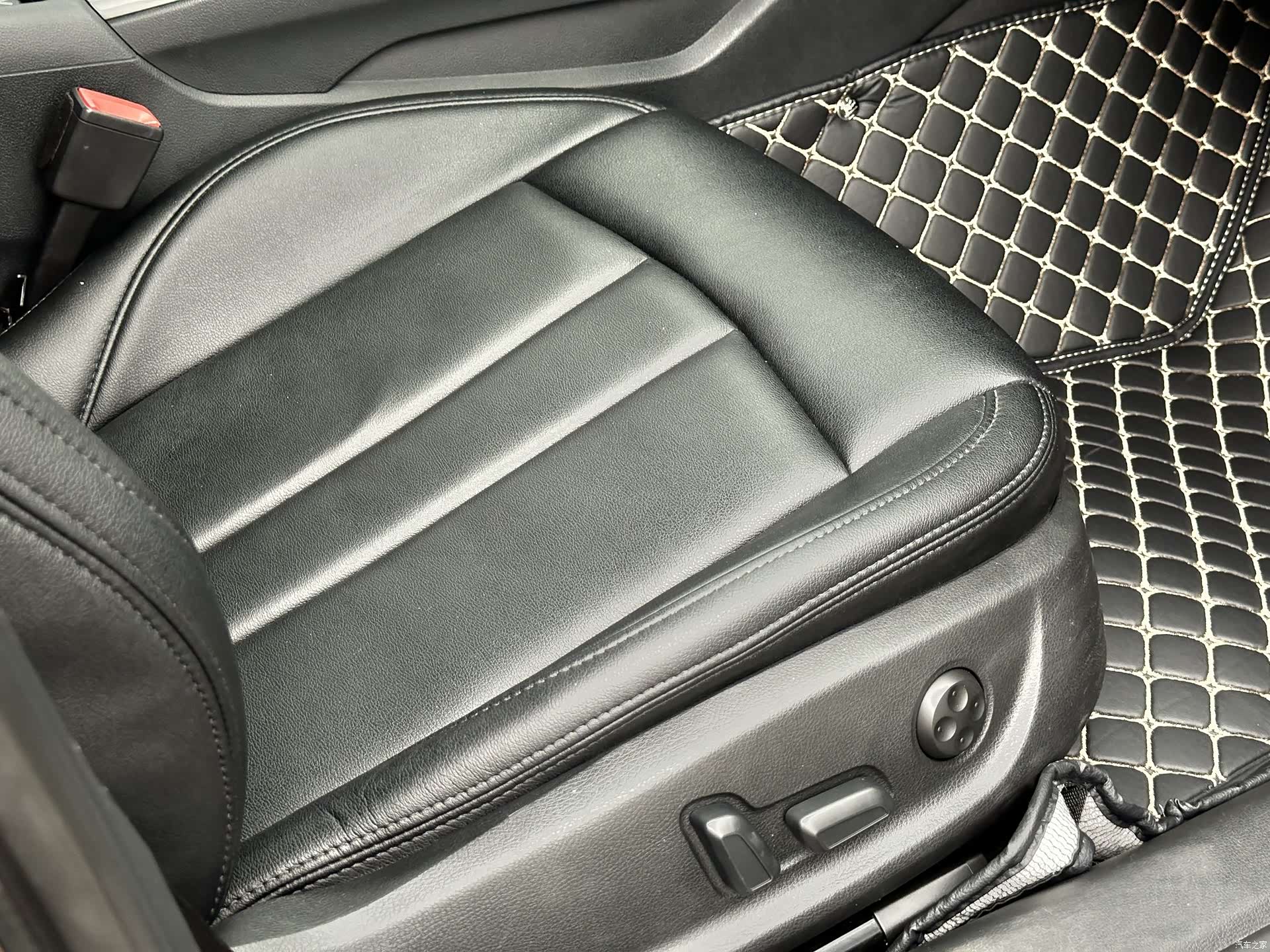 Audi A4L, 2019 11