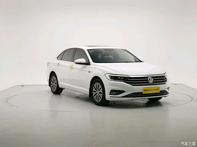 Volkswagen Sagitar, 2020 7