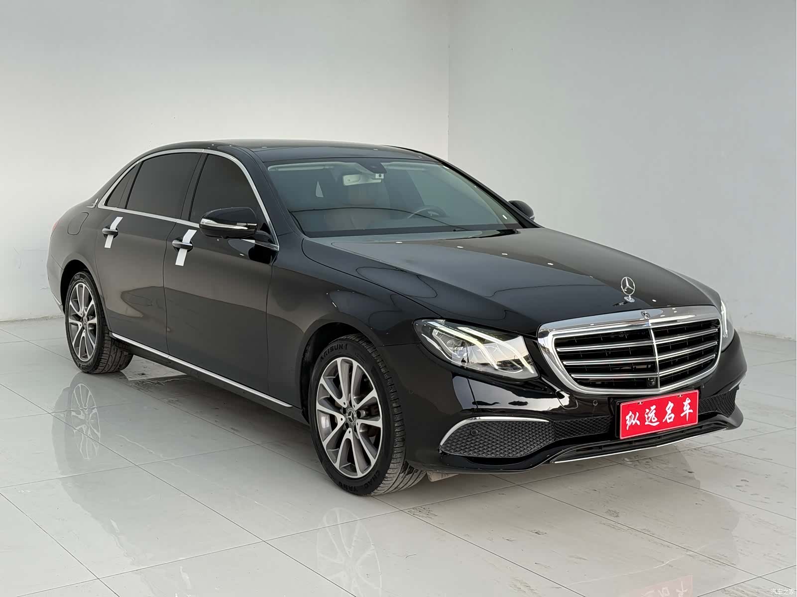 Mercedes-Benz E-Class, 2019 3
