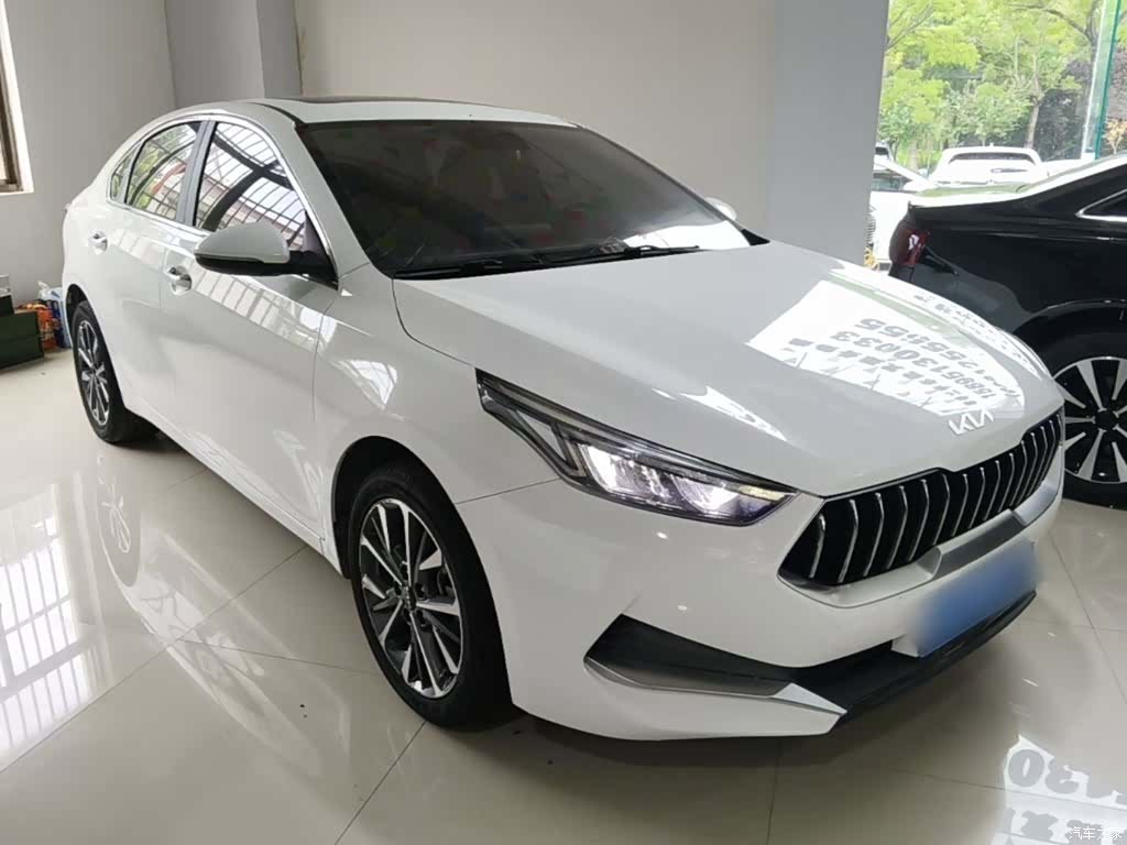 Kia K3, 2022 4