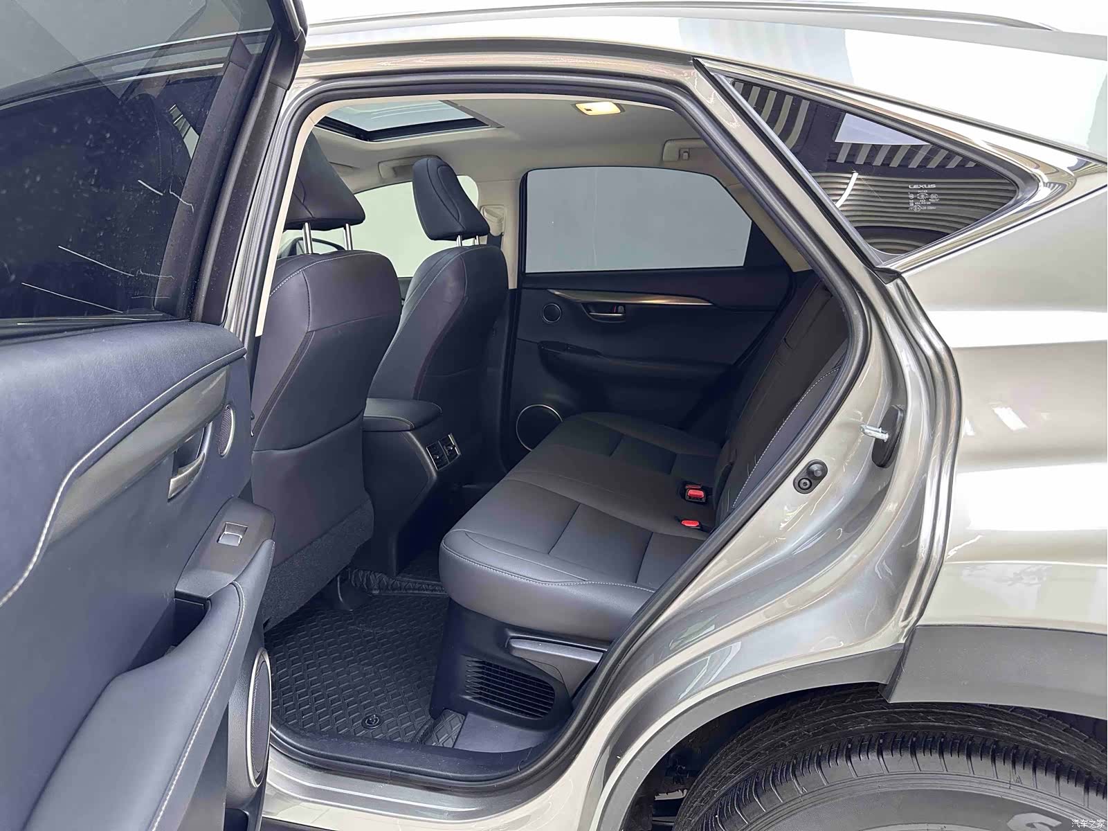 Lexus NX, 2021 8
