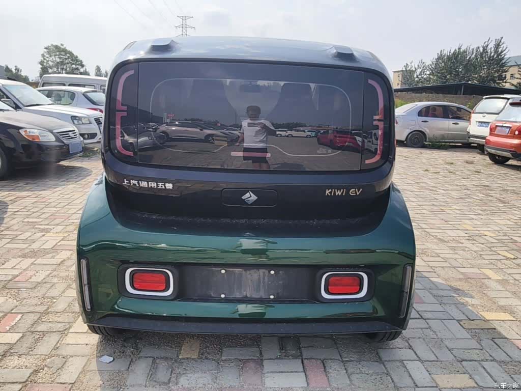 Wuling KiWi, 2022 4