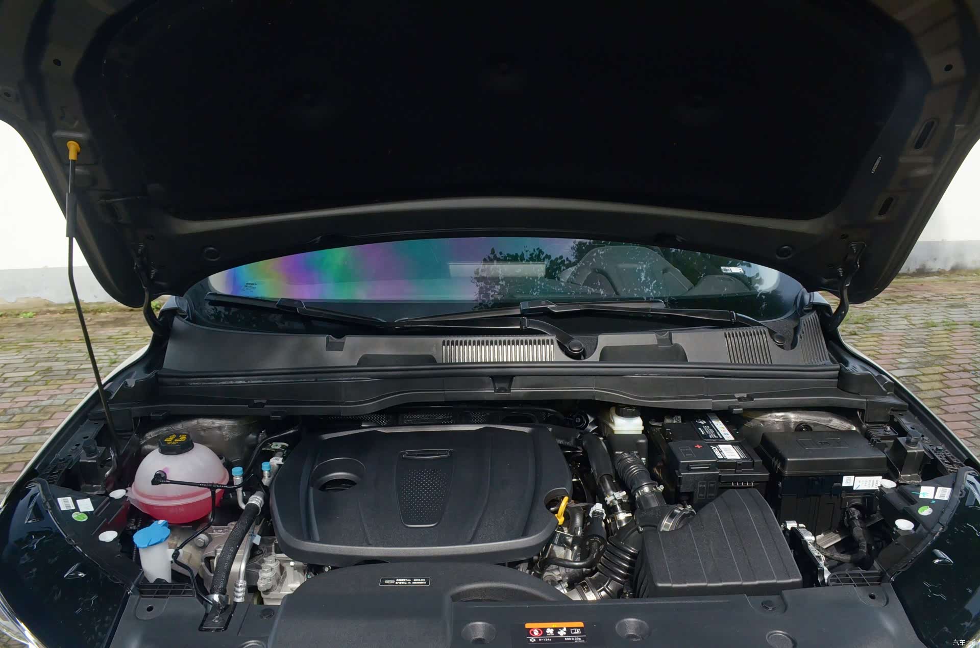 Geely Coolray, 2025 6
