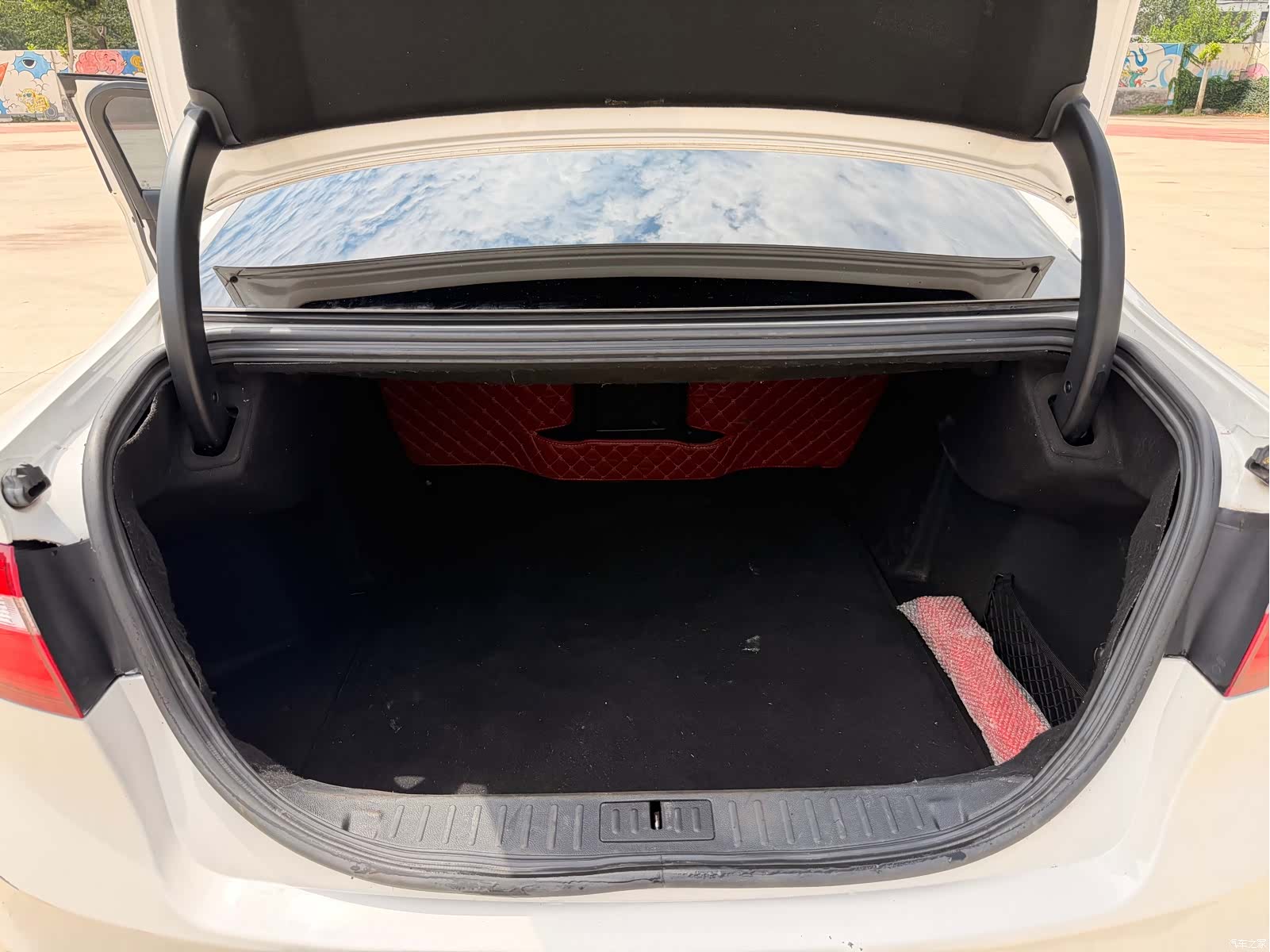 Ford Taurus, 2018 17