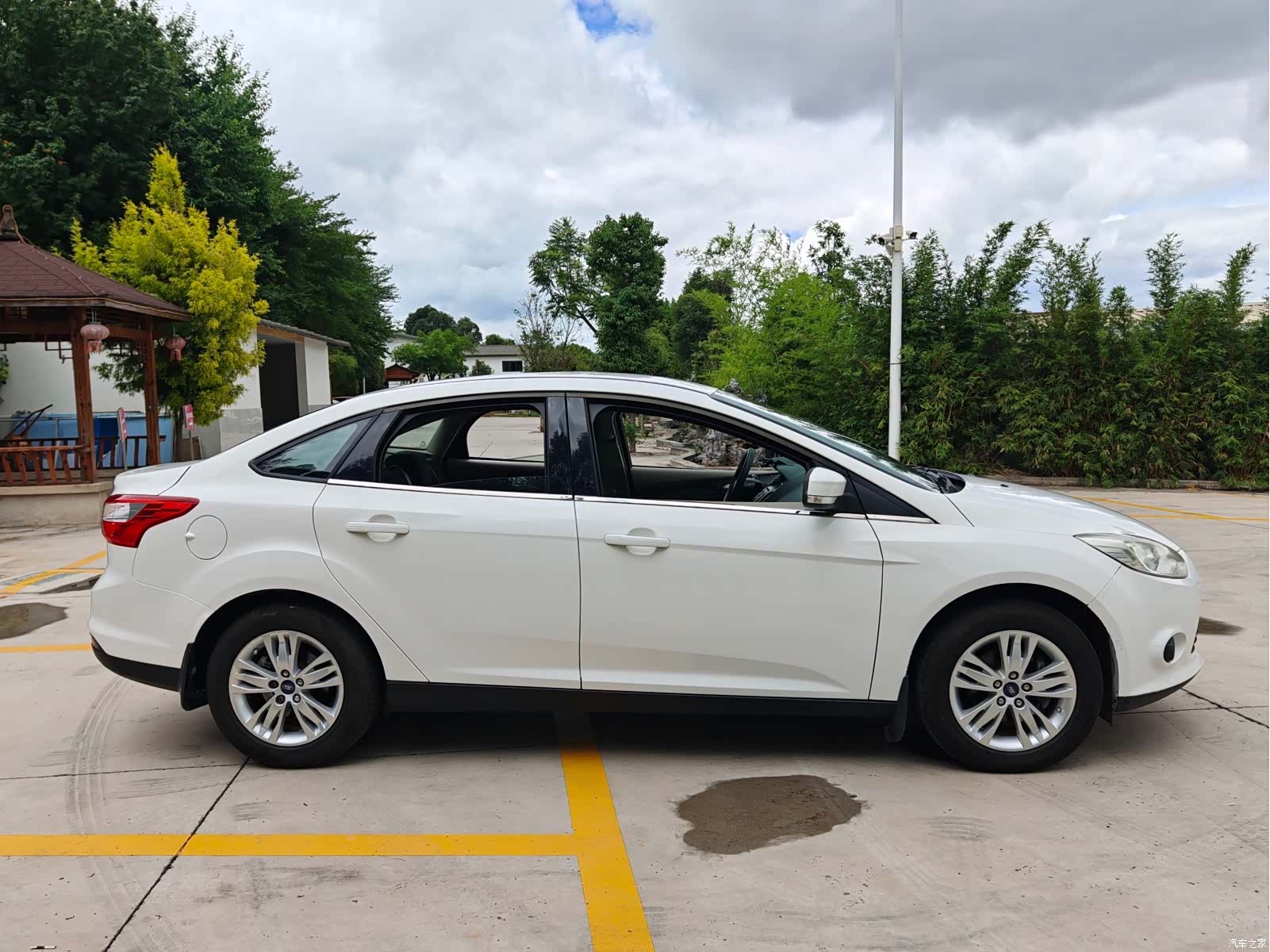 Ford Focus, 2013 4