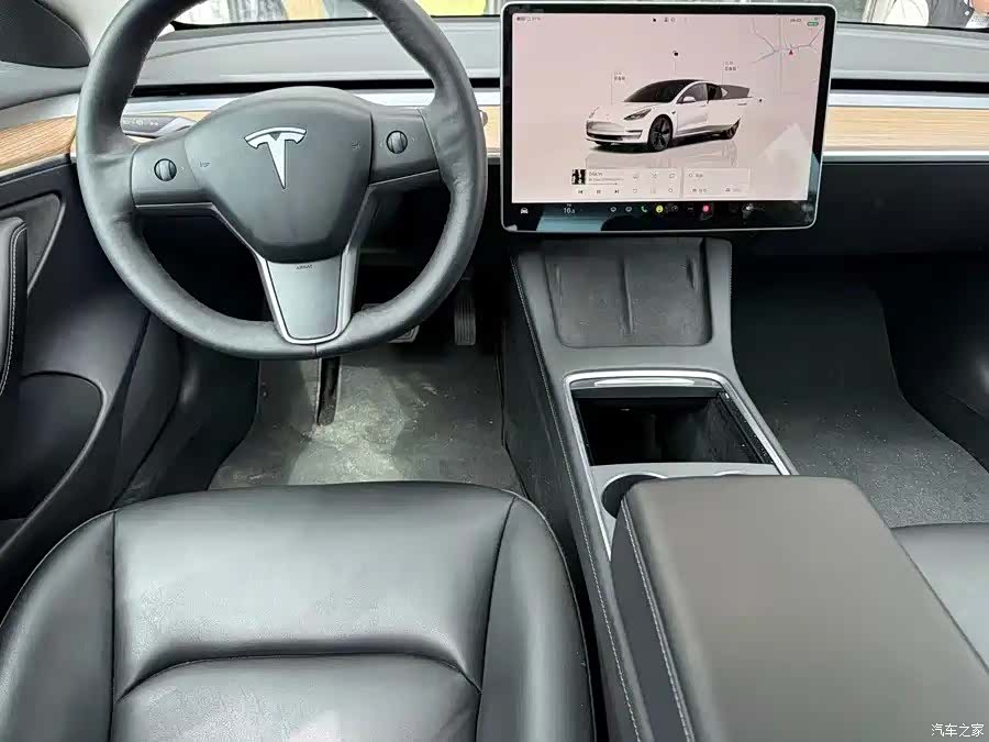 Tesla Model 3, 2023 13