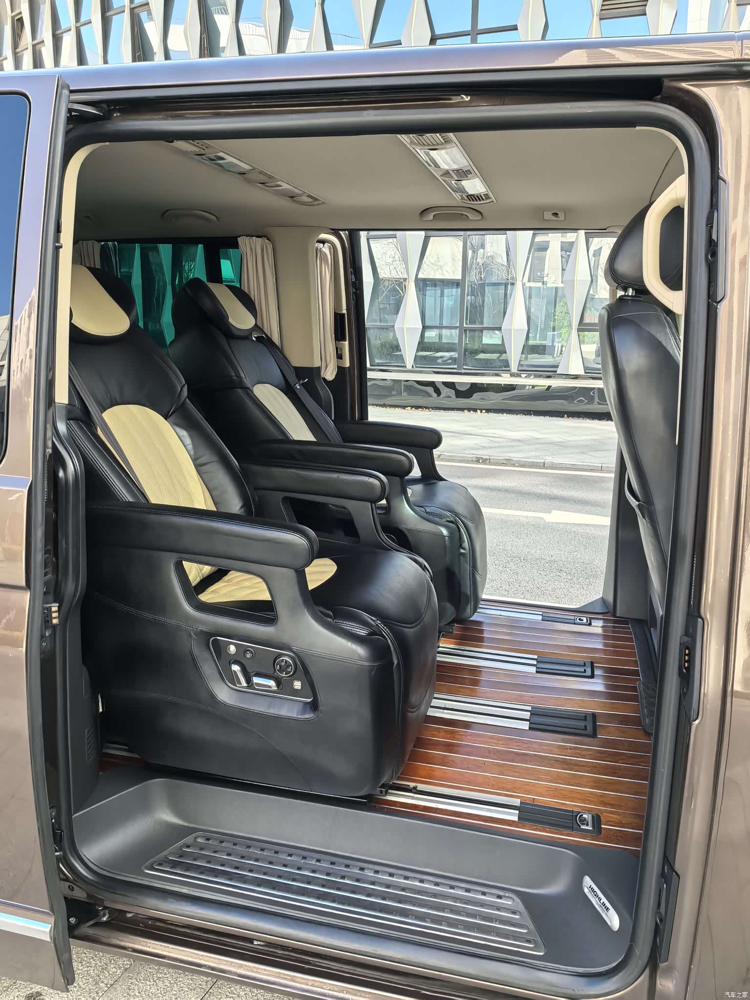 Volkswagen 65, 2016 17