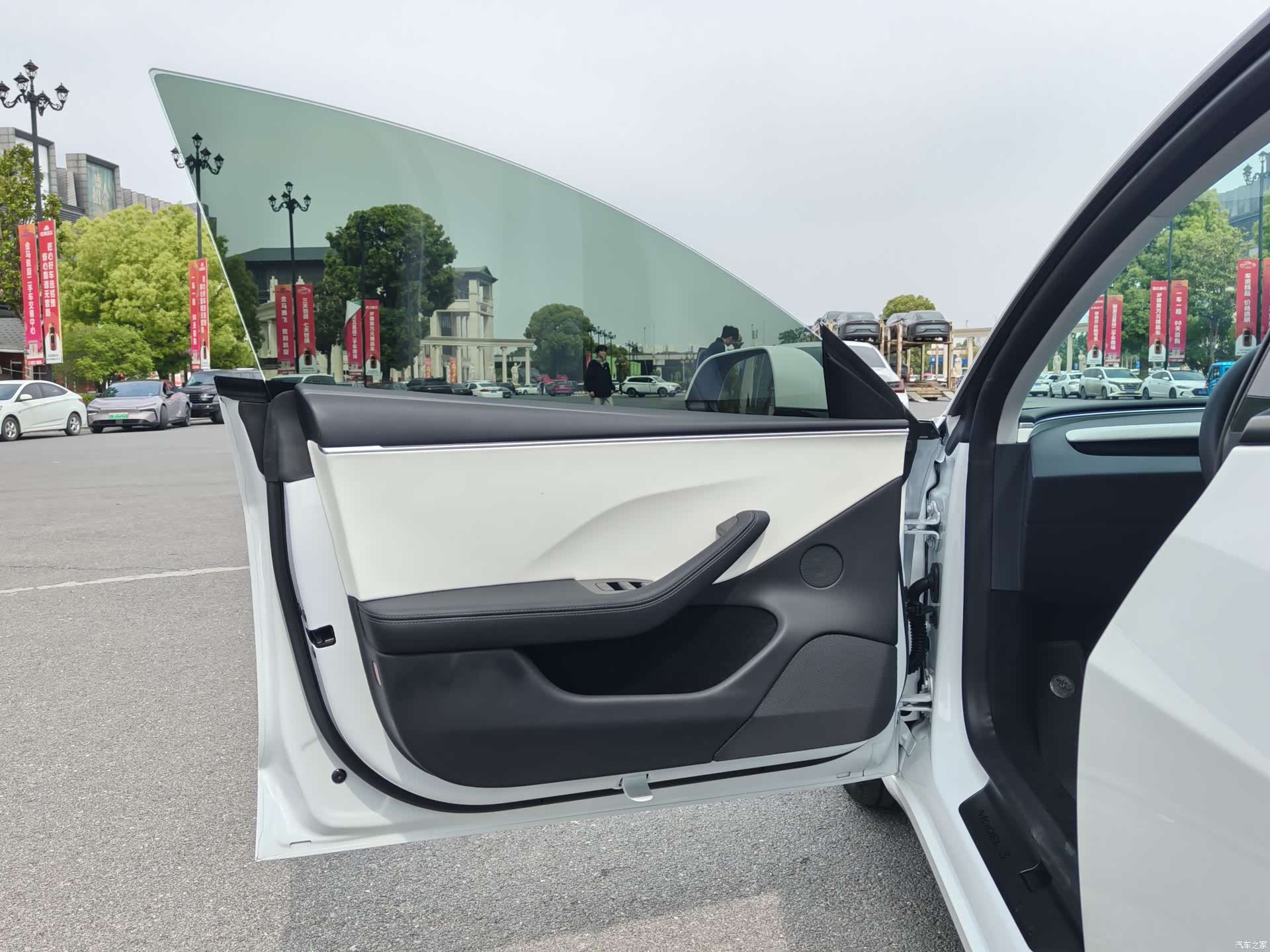 Tesla Model 3, 2024 11
