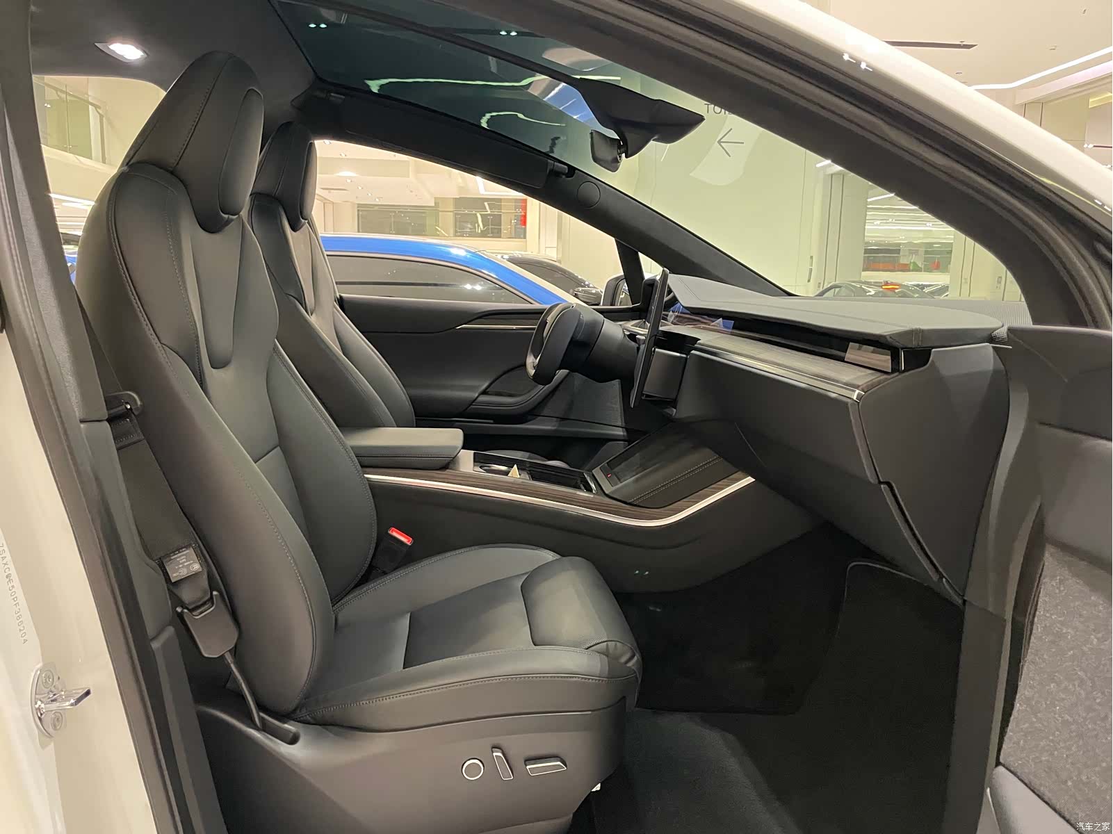 Tesla Model X, 2023 9