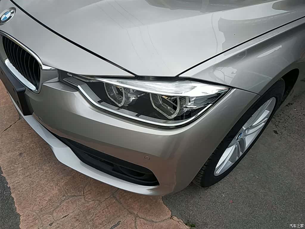 BMW 3 Series, 2016 23