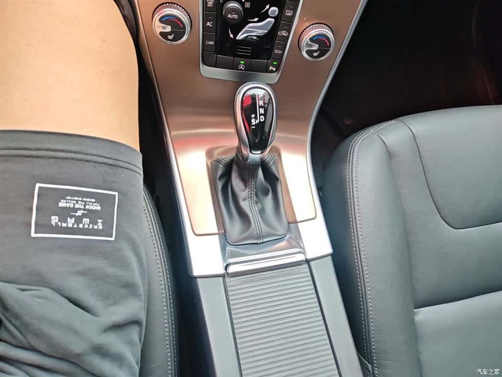 Volvo XC60, 2017 14