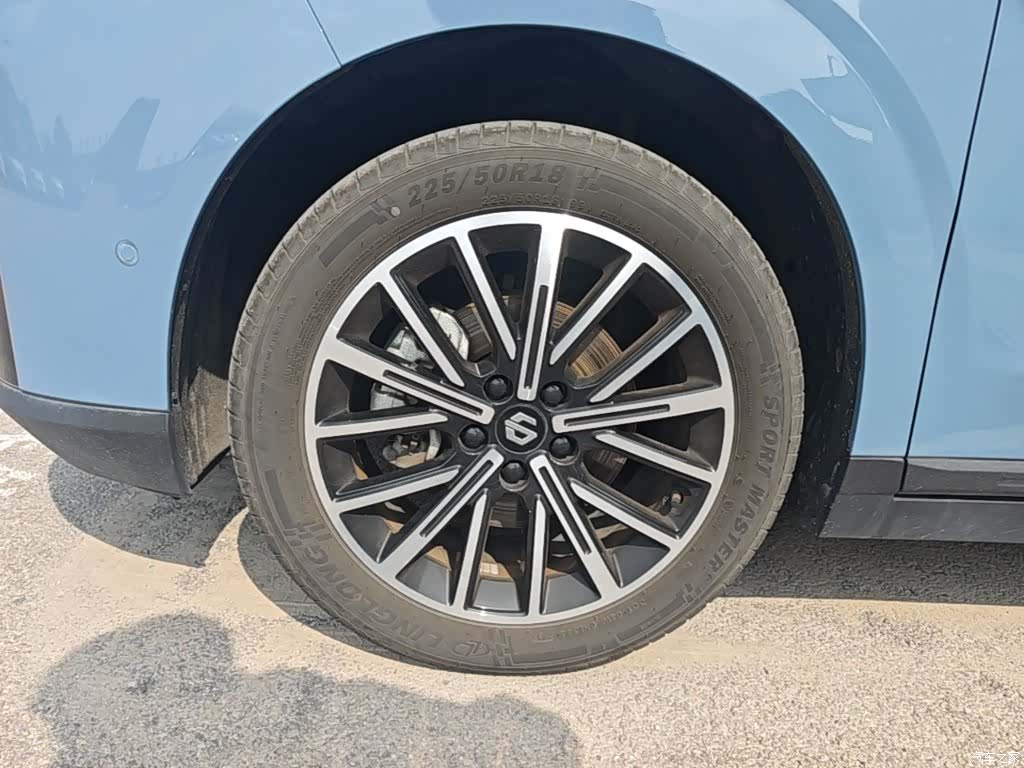 Leapmotor B10, 2025 23