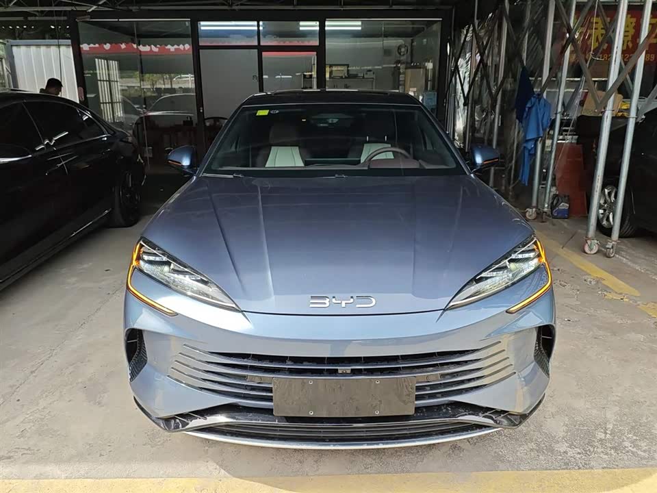 BYD Seal 07 DM-i