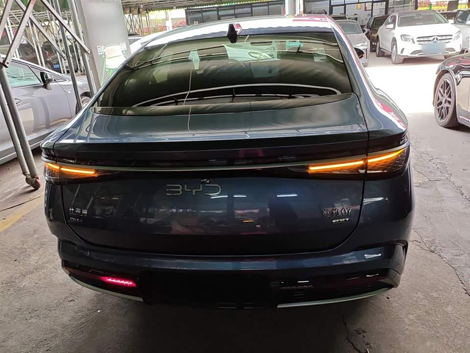 BYD Seal 07 DM-i
