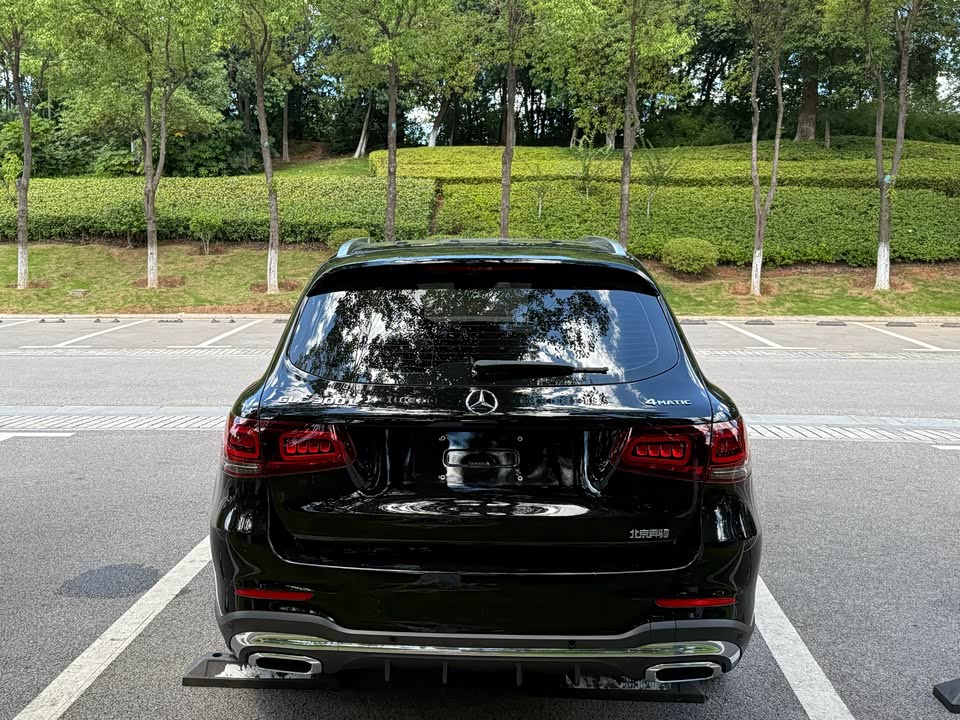 Mercedes-Benz GLC Mercedes-Benz GLC