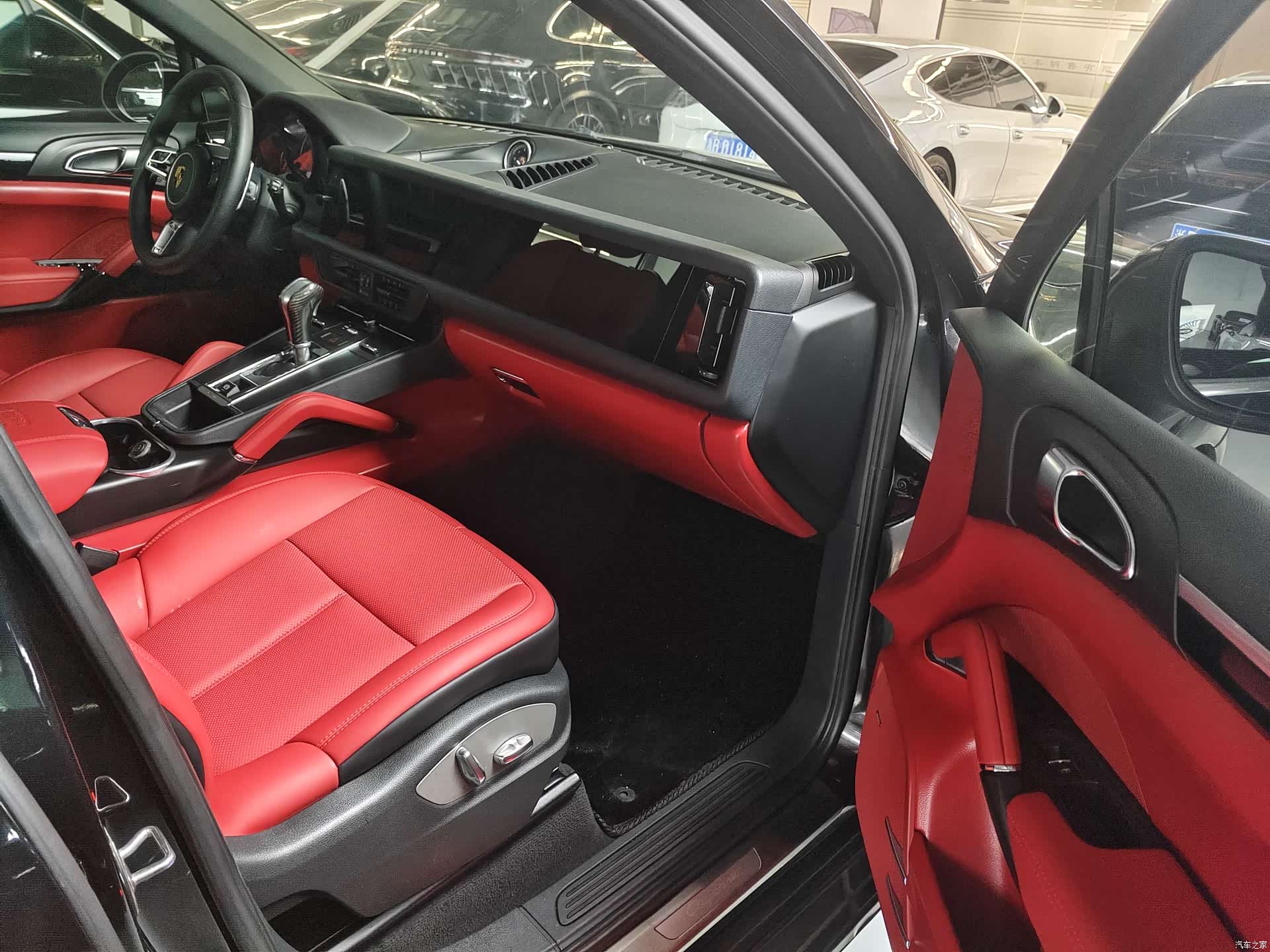 Porsche Cayenne, 2012 17