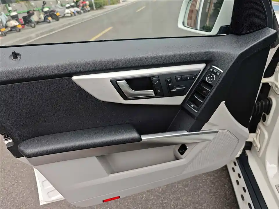 Mercedes-Benz GLK class