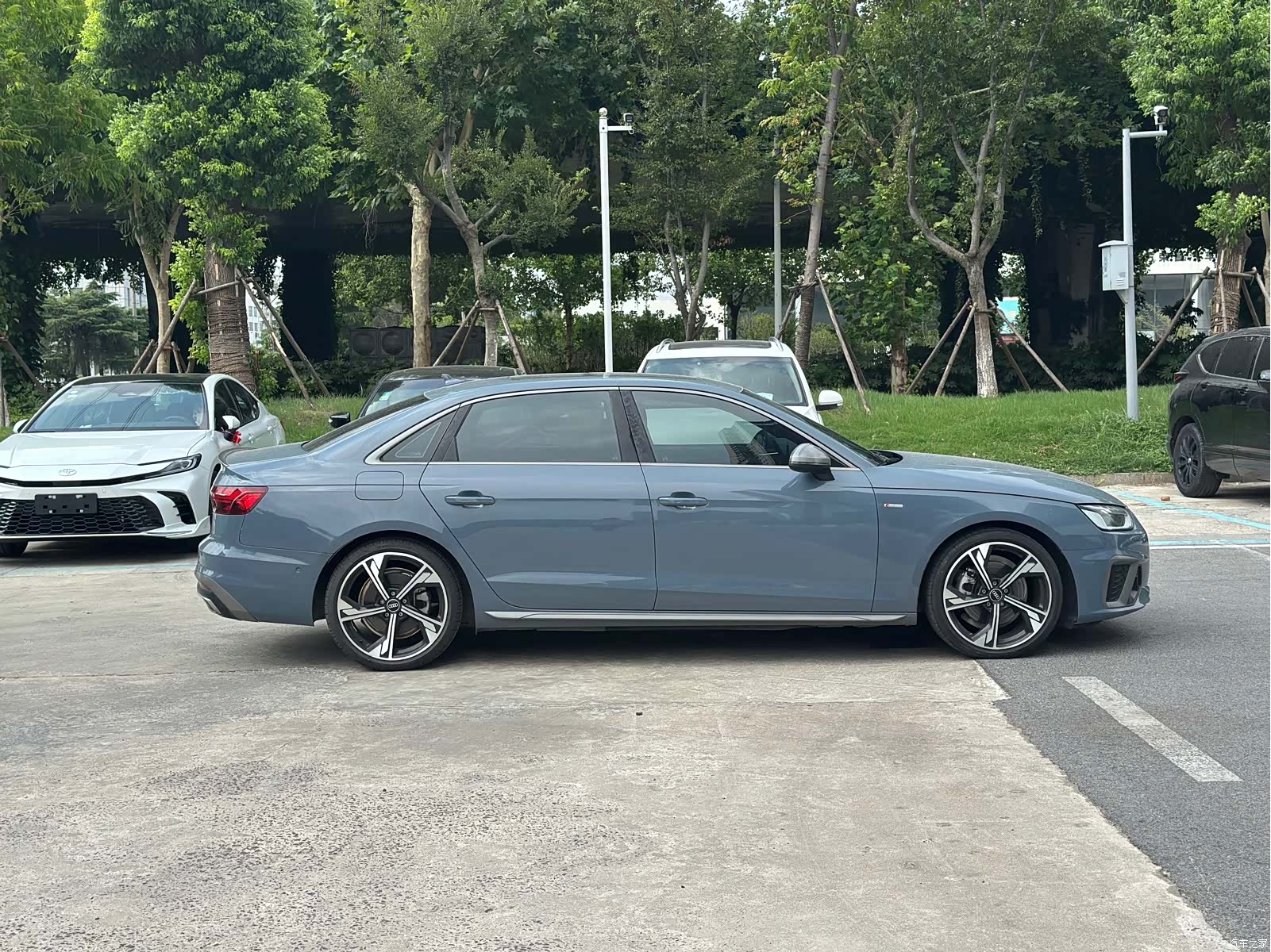 Audi A4L, 2022 10