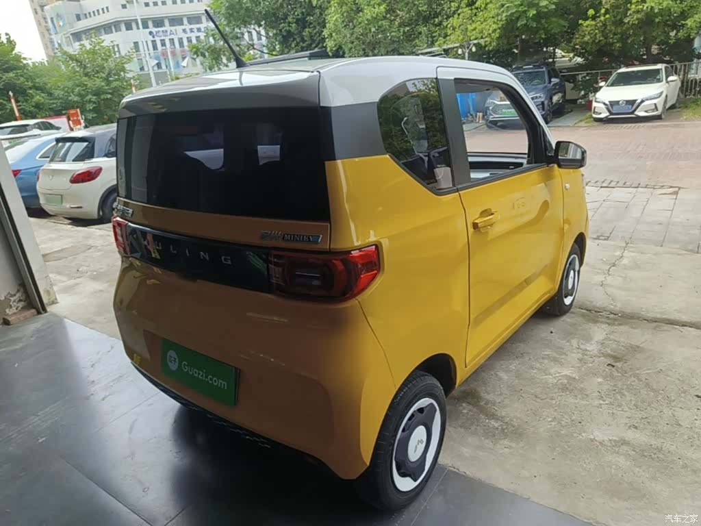 Wuling MINIEV, 2021 7