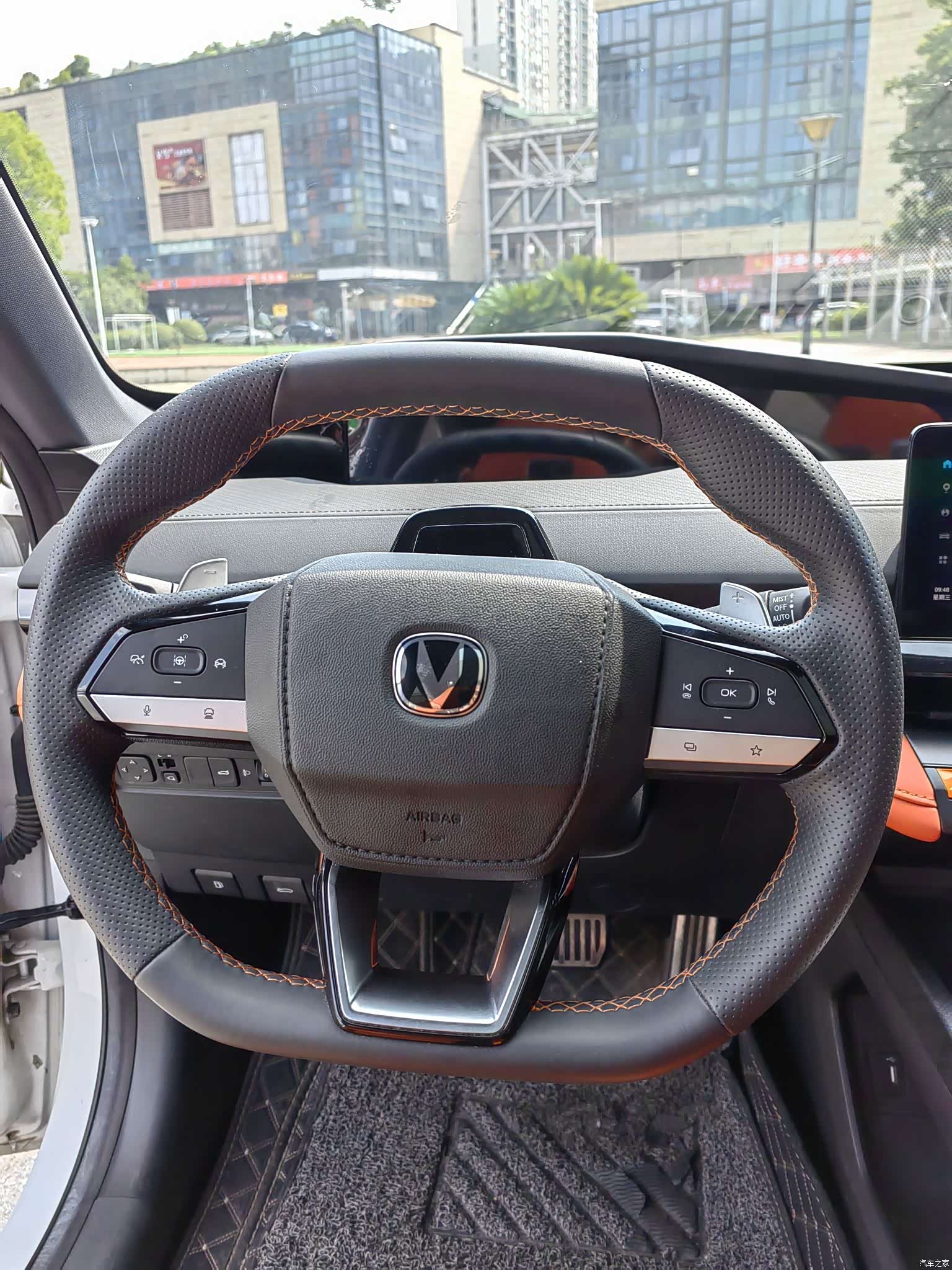 Changan UNI-V, 2023 17